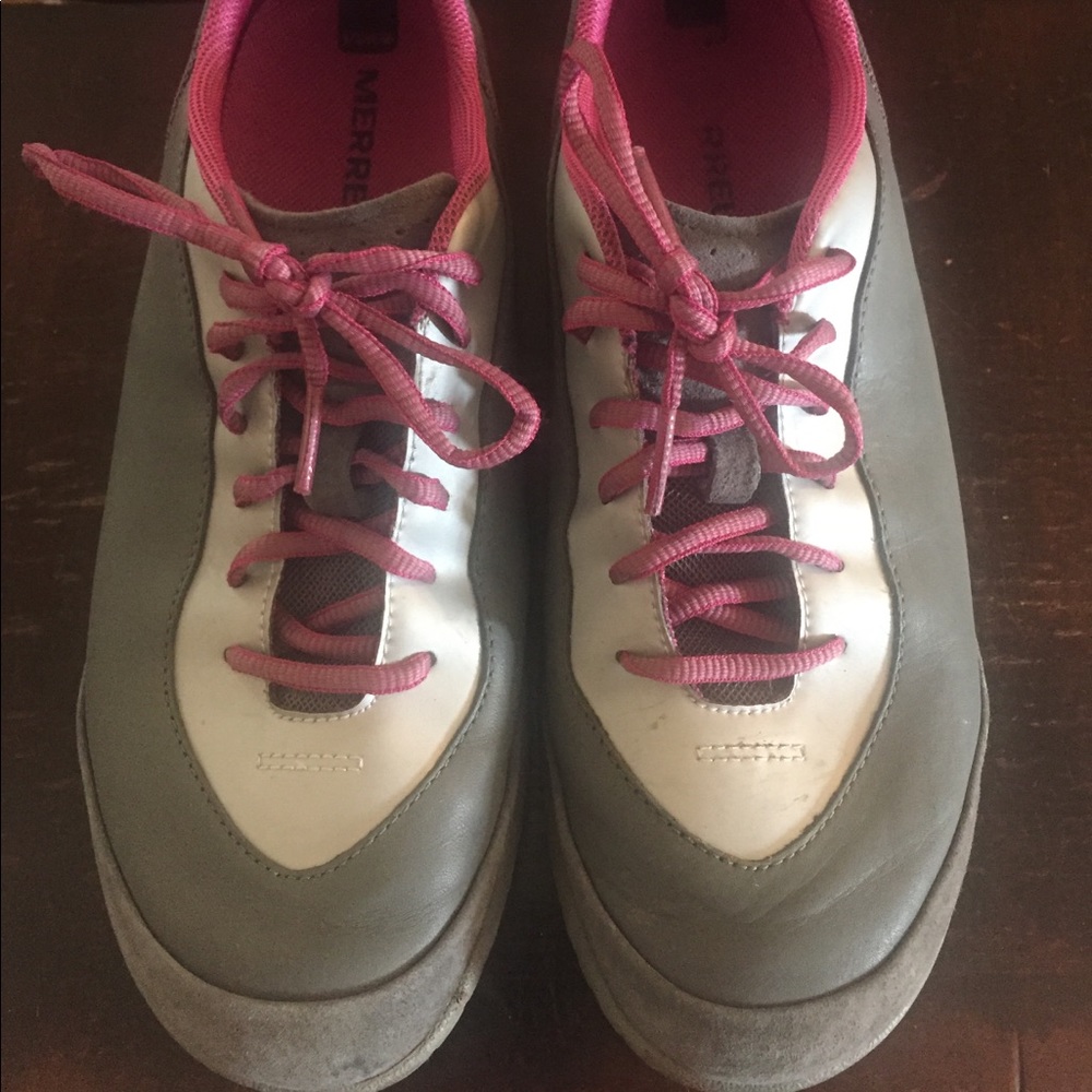 Women’s Merrell Size 8 Shoes